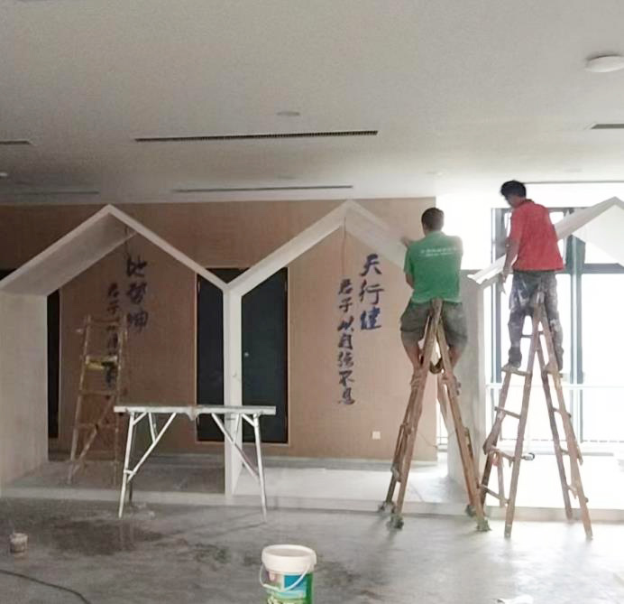 活動(dòng)中心展柜